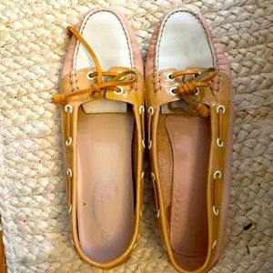 Tod’s moccasins